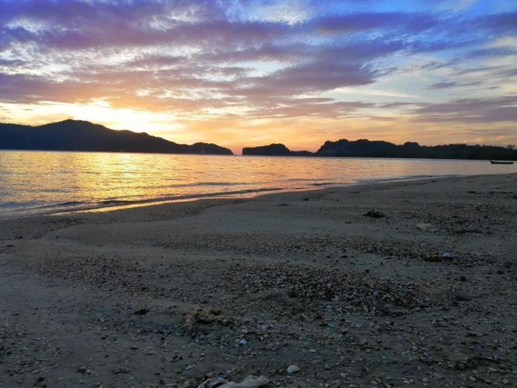 Seesea Resort Satun Eksteriør bilde