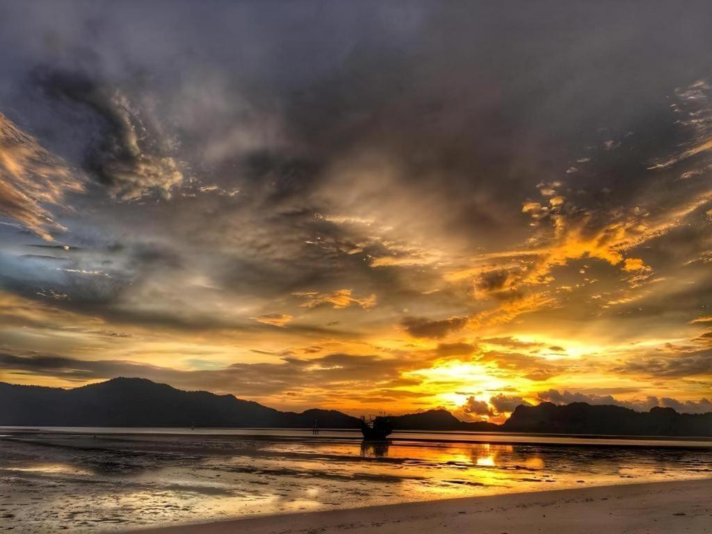 Seesea Resort Satun Eksteriør bilde